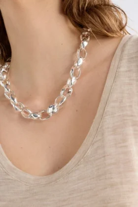 Brekka-halsband