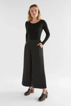 Culotte med vida ben