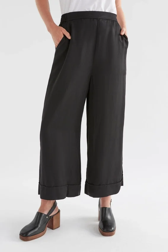 Culotte med vida ben Culotte med vida ben