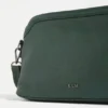 Denne crossbody-väska
