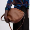 Ilin crossbody-väska