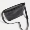 Lomi Crossbody-väskan Lomi Crossbody-väskan