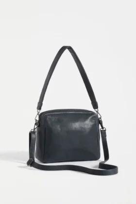 orler crossbody vska 2 280x420 - Orler crossbody-v&auml;ska