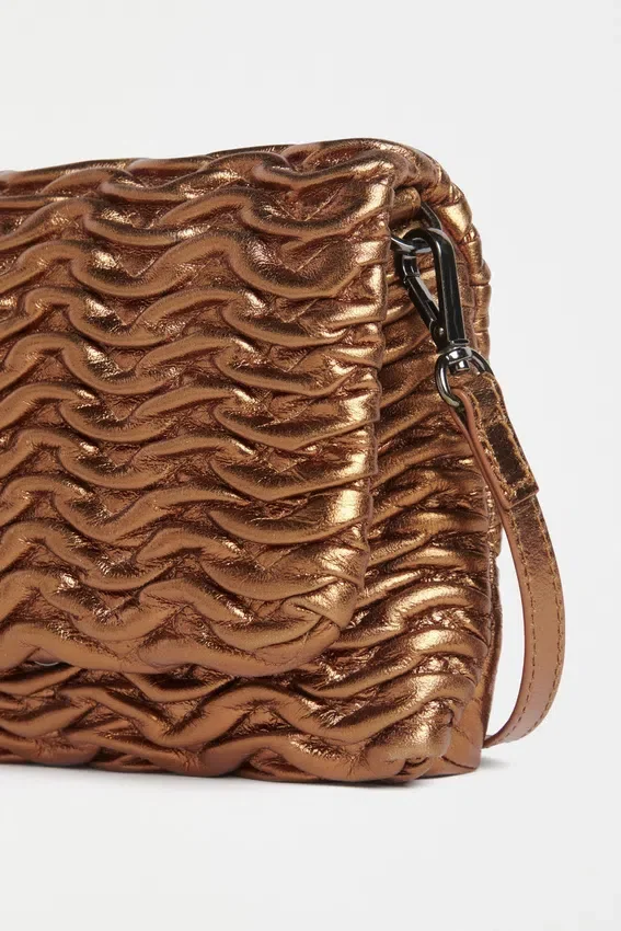 Plissi Crossbody-väska Plissi Crossbody-väska